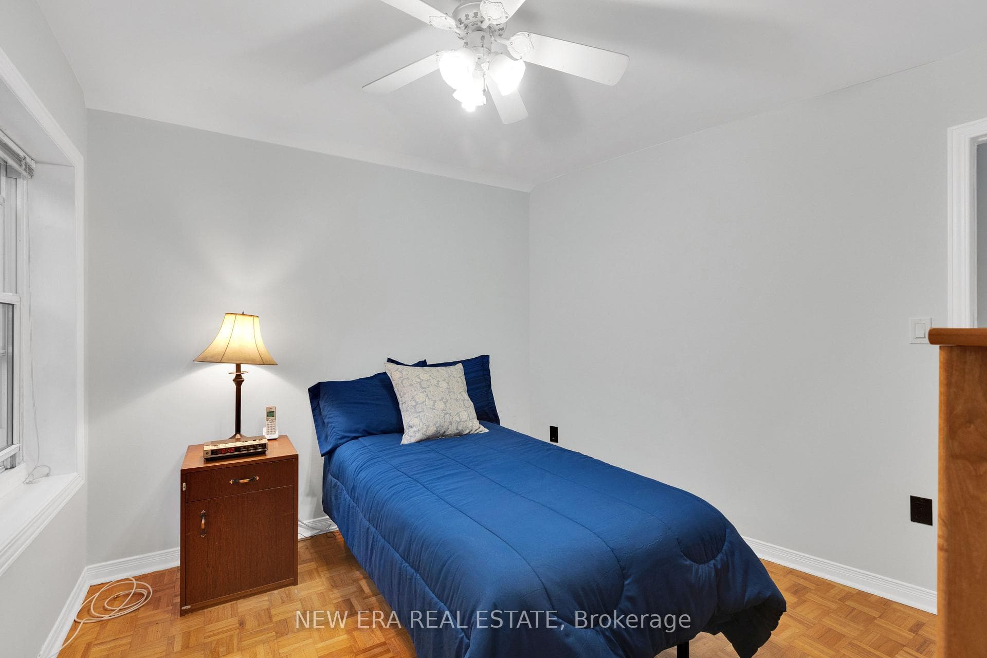 8 Page Avenue photo 25