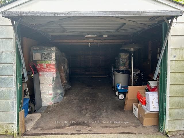 87 Hollis Avenue photo 30