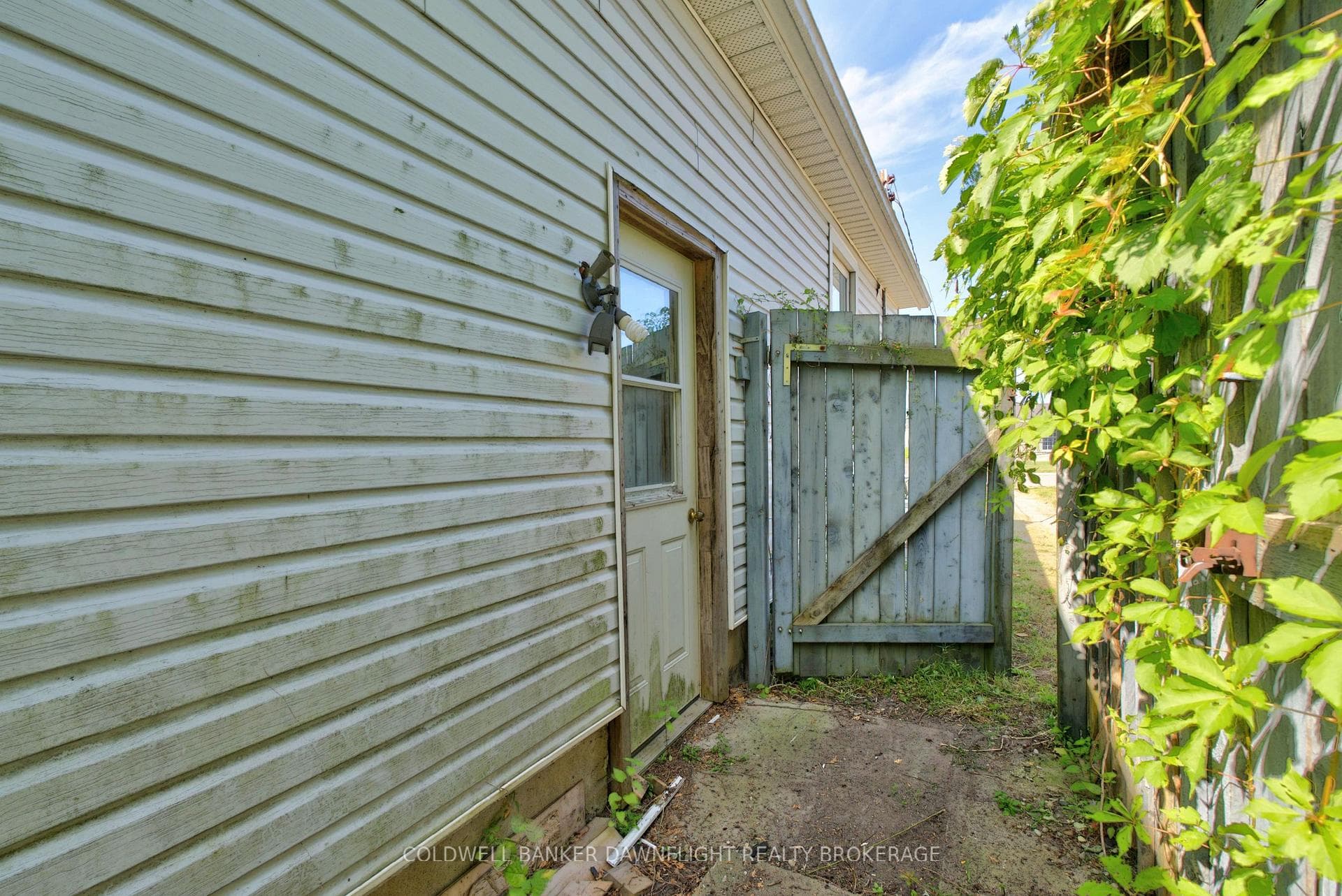 254 Marlborough Street photo 19