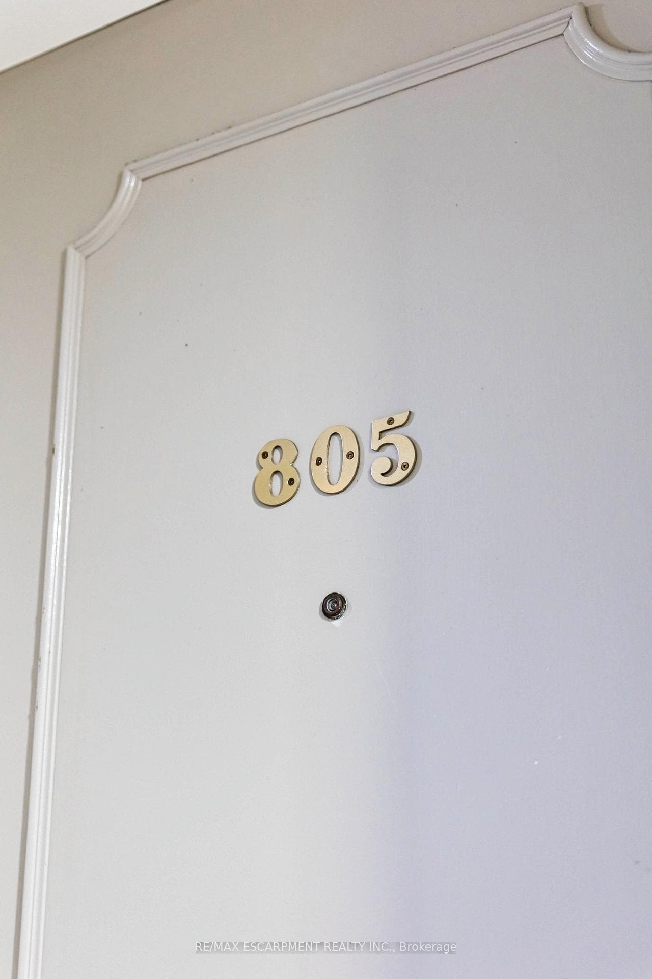 8 WOODMAN Drive Unit 805 photo 7
