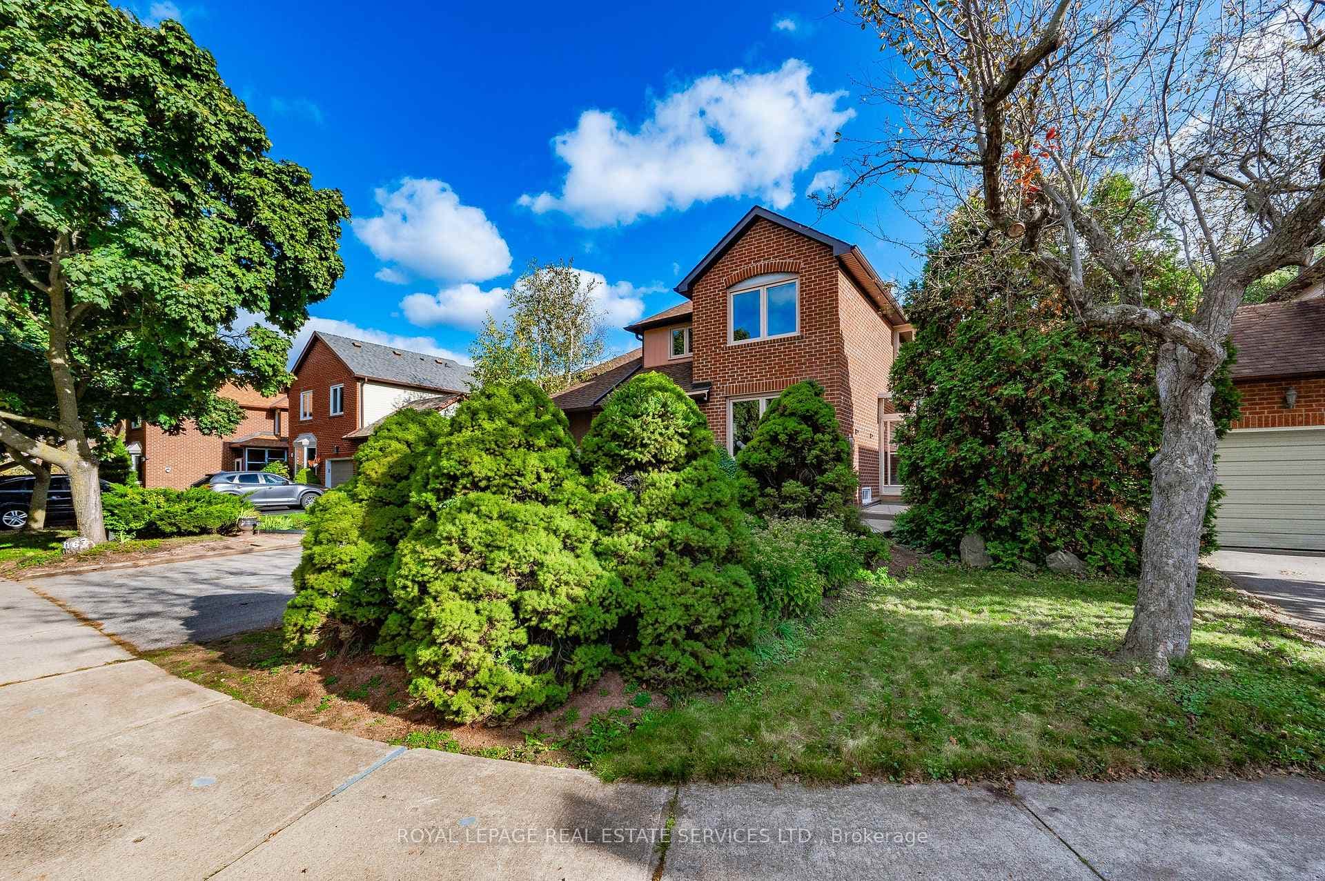 1169 Potters Wheel Crescent photo 4
