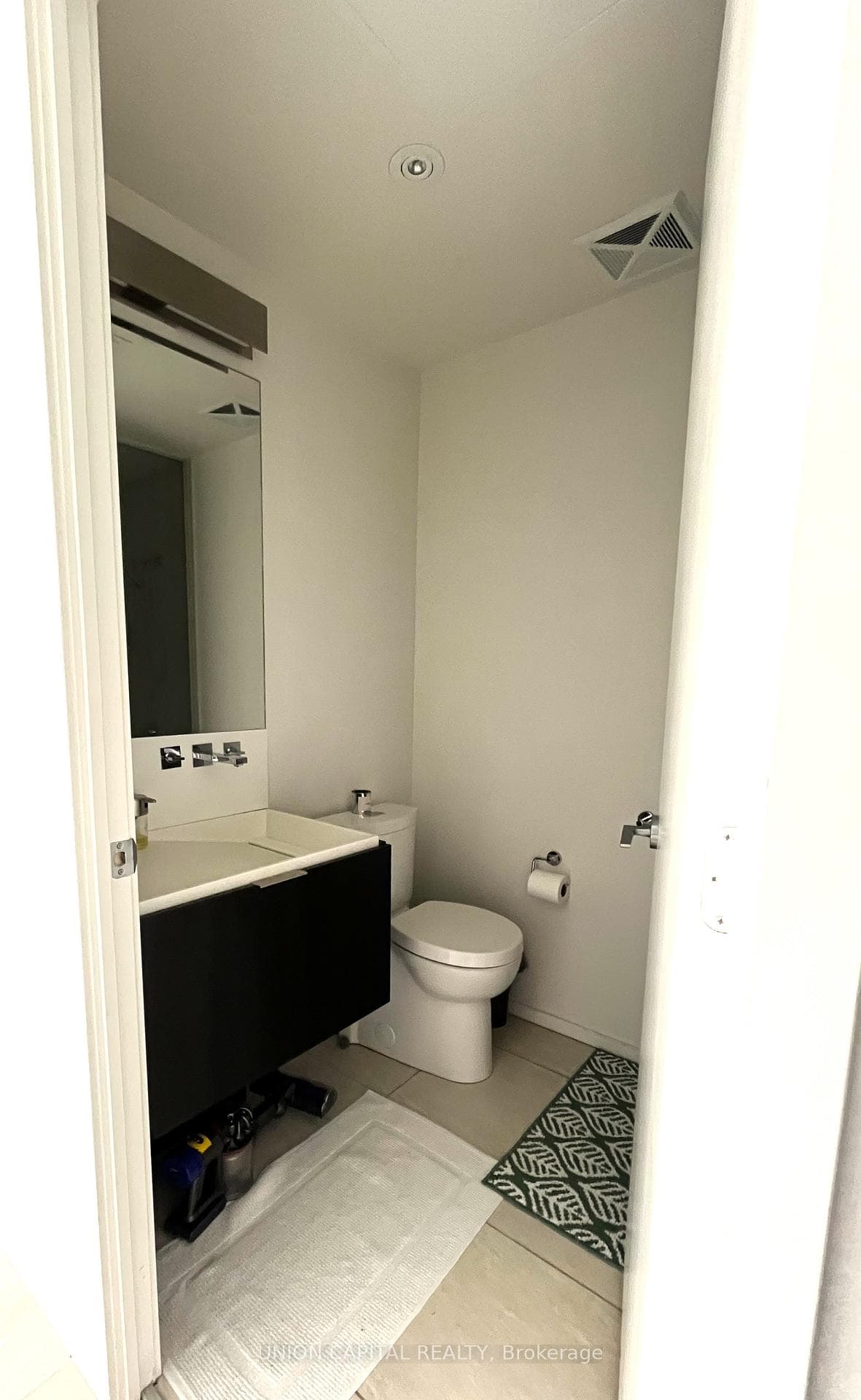 101 Charles Street Unit 1401 photo 6
