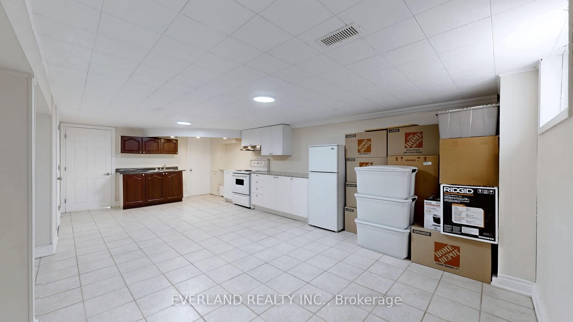 8 Hogan Drive photo 33