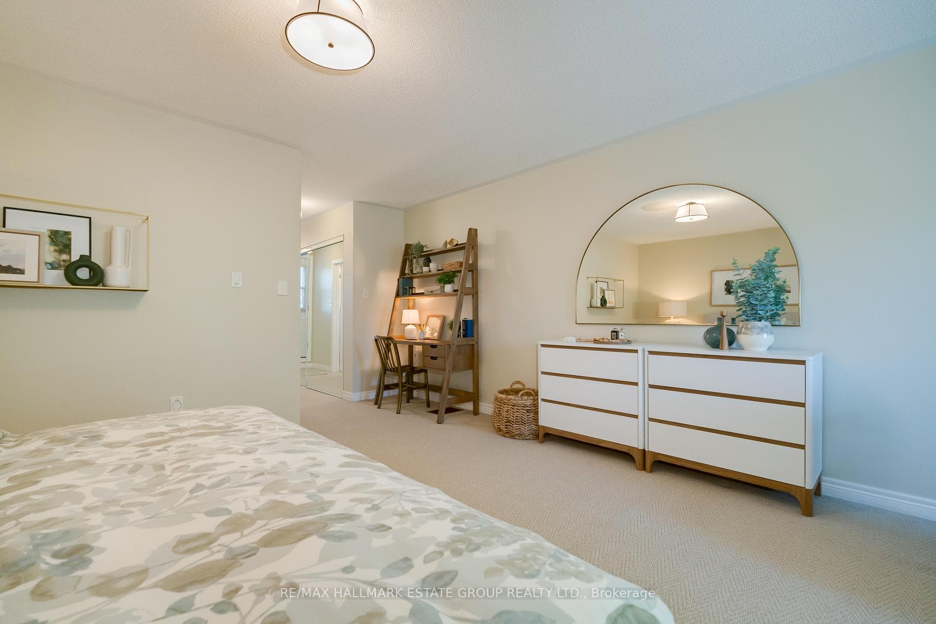 55 Boardwalk Drive photo 25