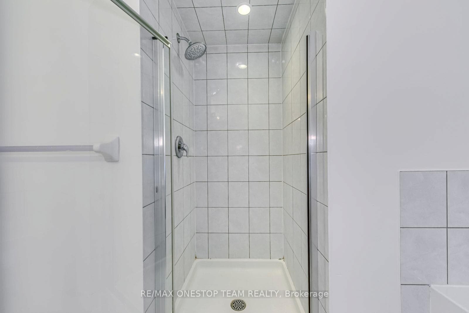 439 Silver Maple Road photo 20
