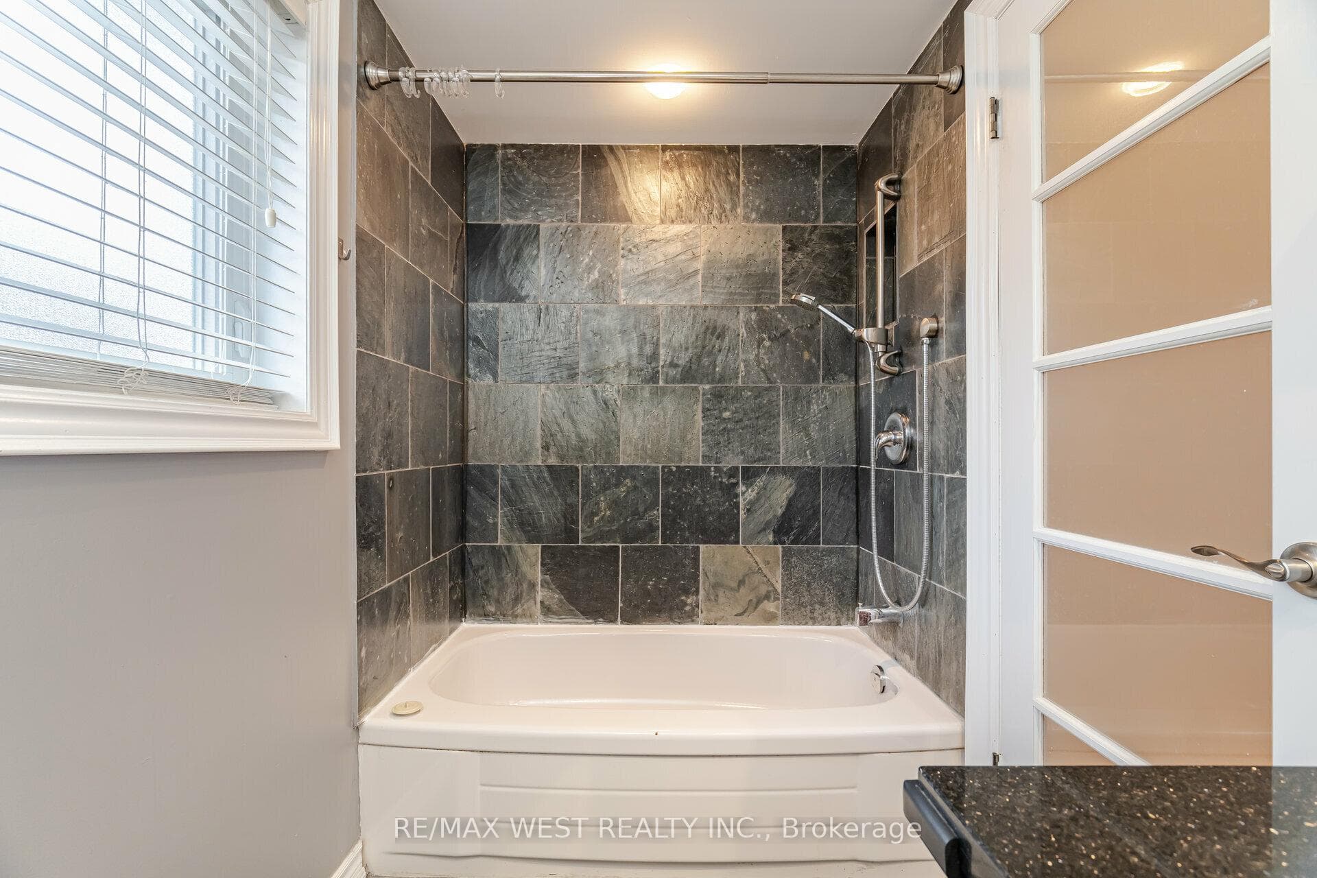 5456 Whitehorn Avenue Unit Main photo 29