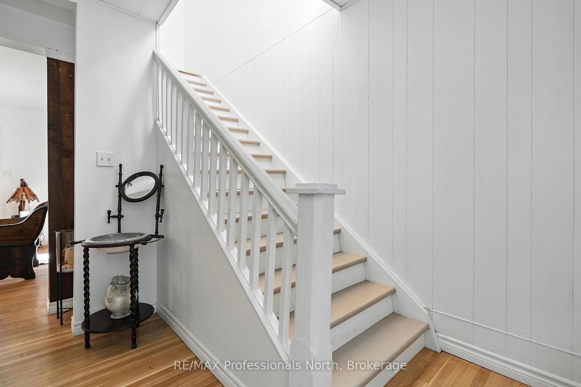905 Starratt Road photo 11