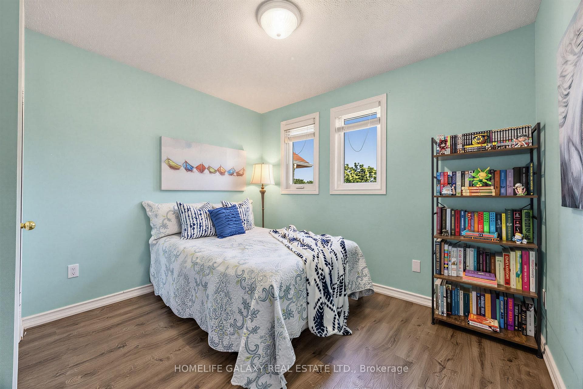 6 Bluebell Crescent photo 17