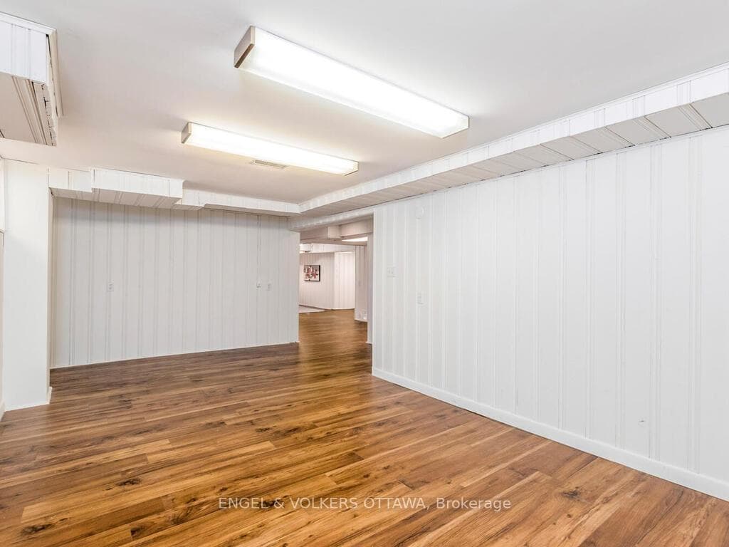 878 Dunlevie Avenue photo 29