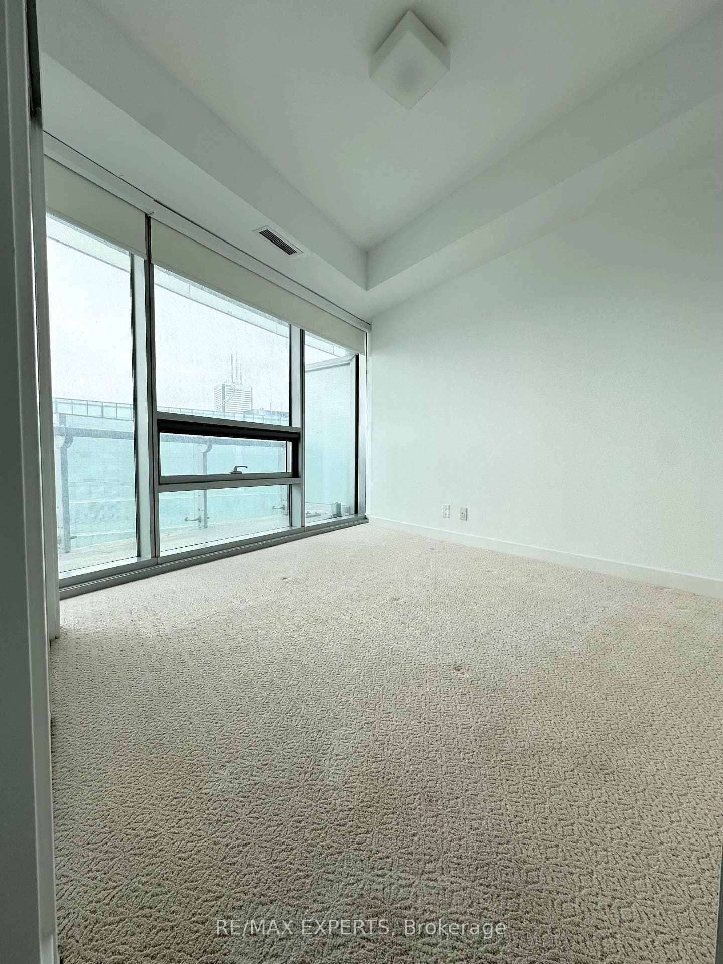 12 York Street Unit 4607 photo 6