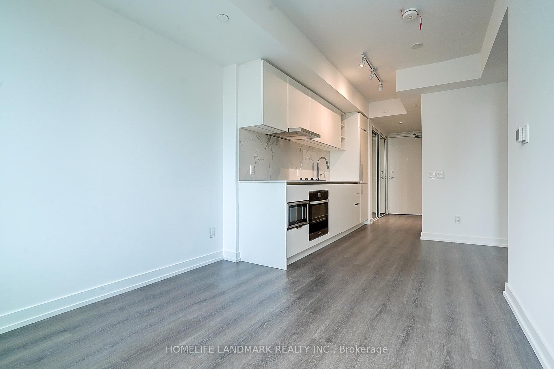8 Wellesley Street Unit 2701 photo 18