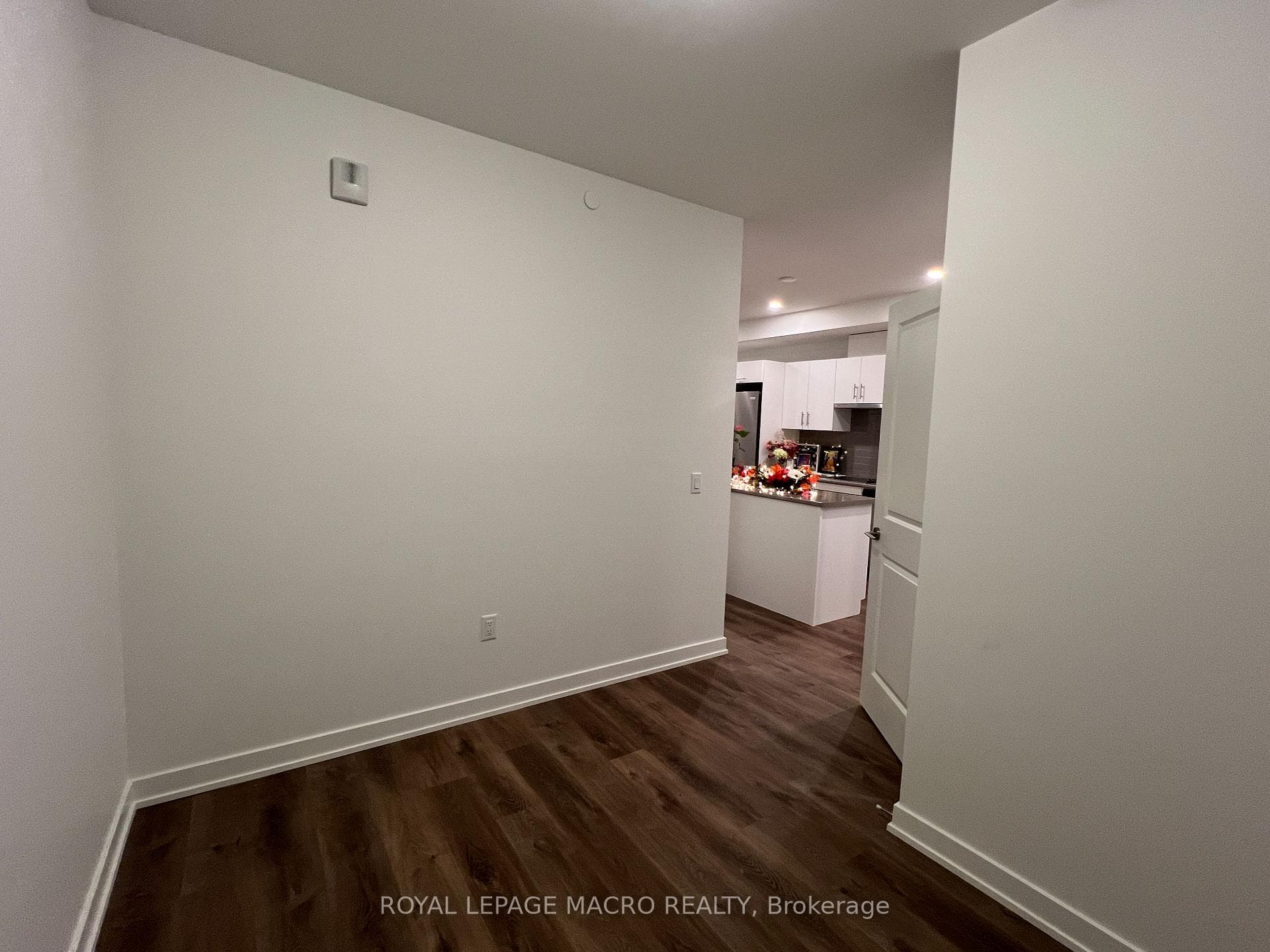 461 Green Road Unit 401 photo 14