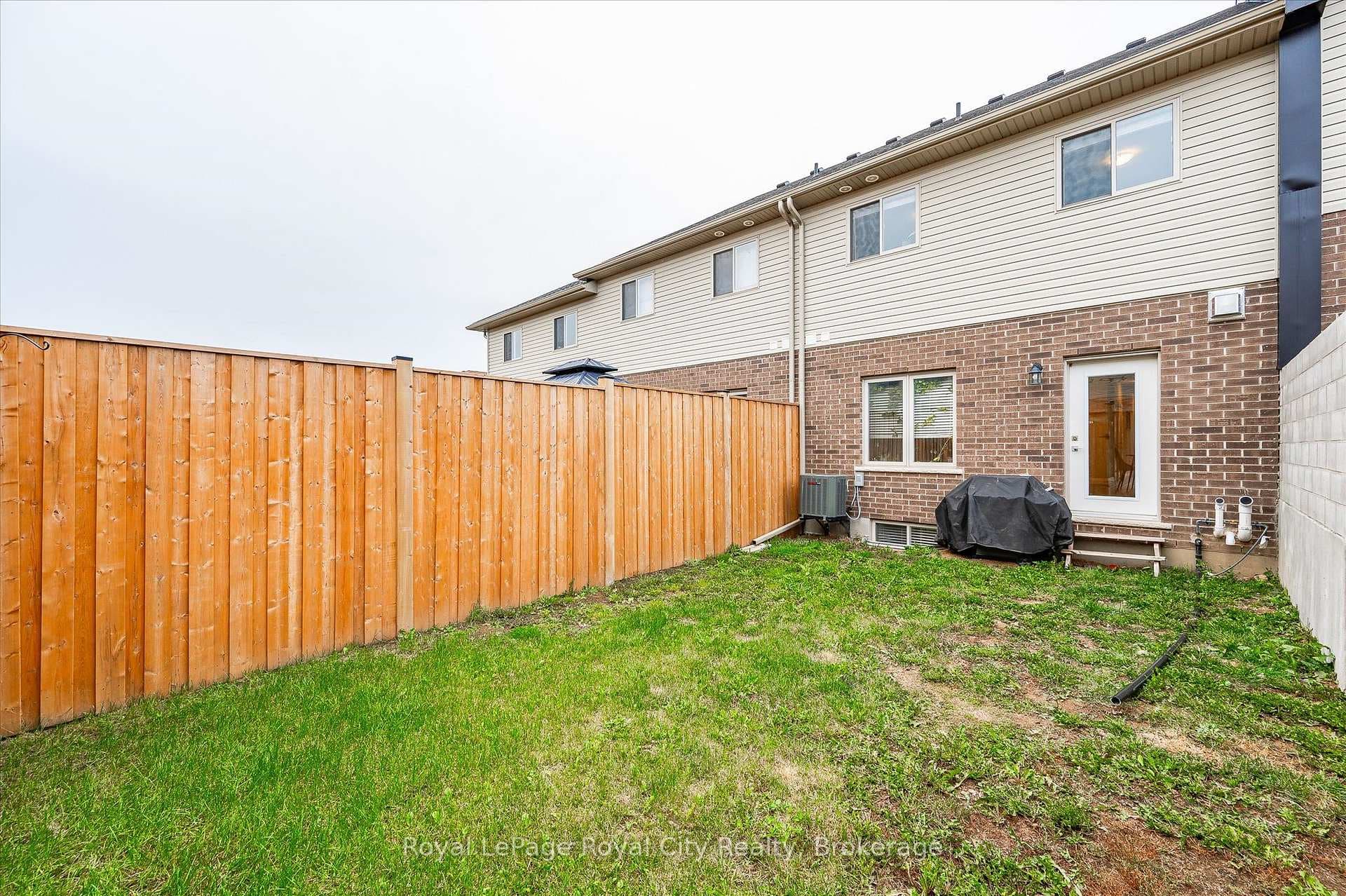 35 WIDEMAN Boulevard Unit 3 photo 34
