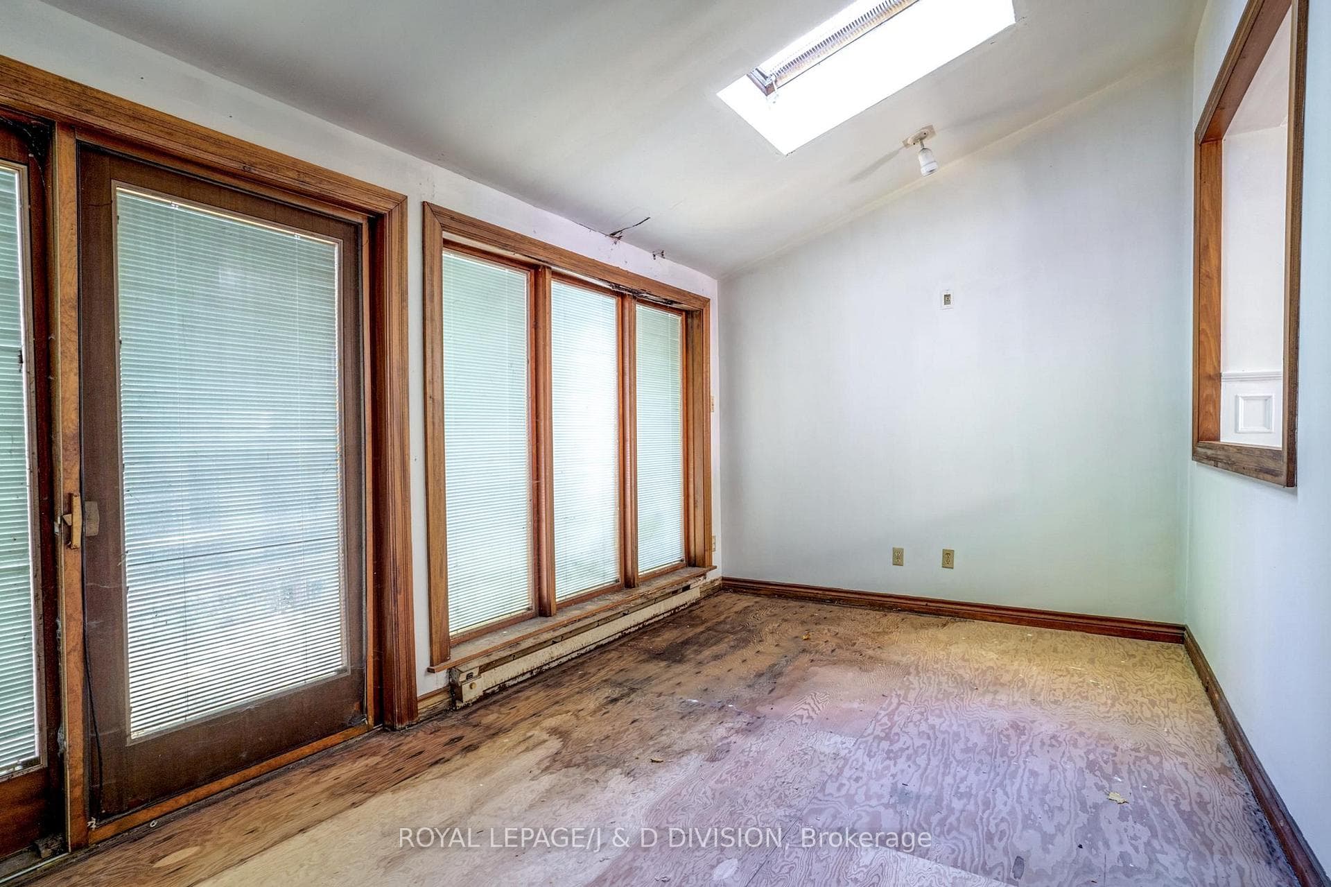 27 Cortland Avenue photo 18