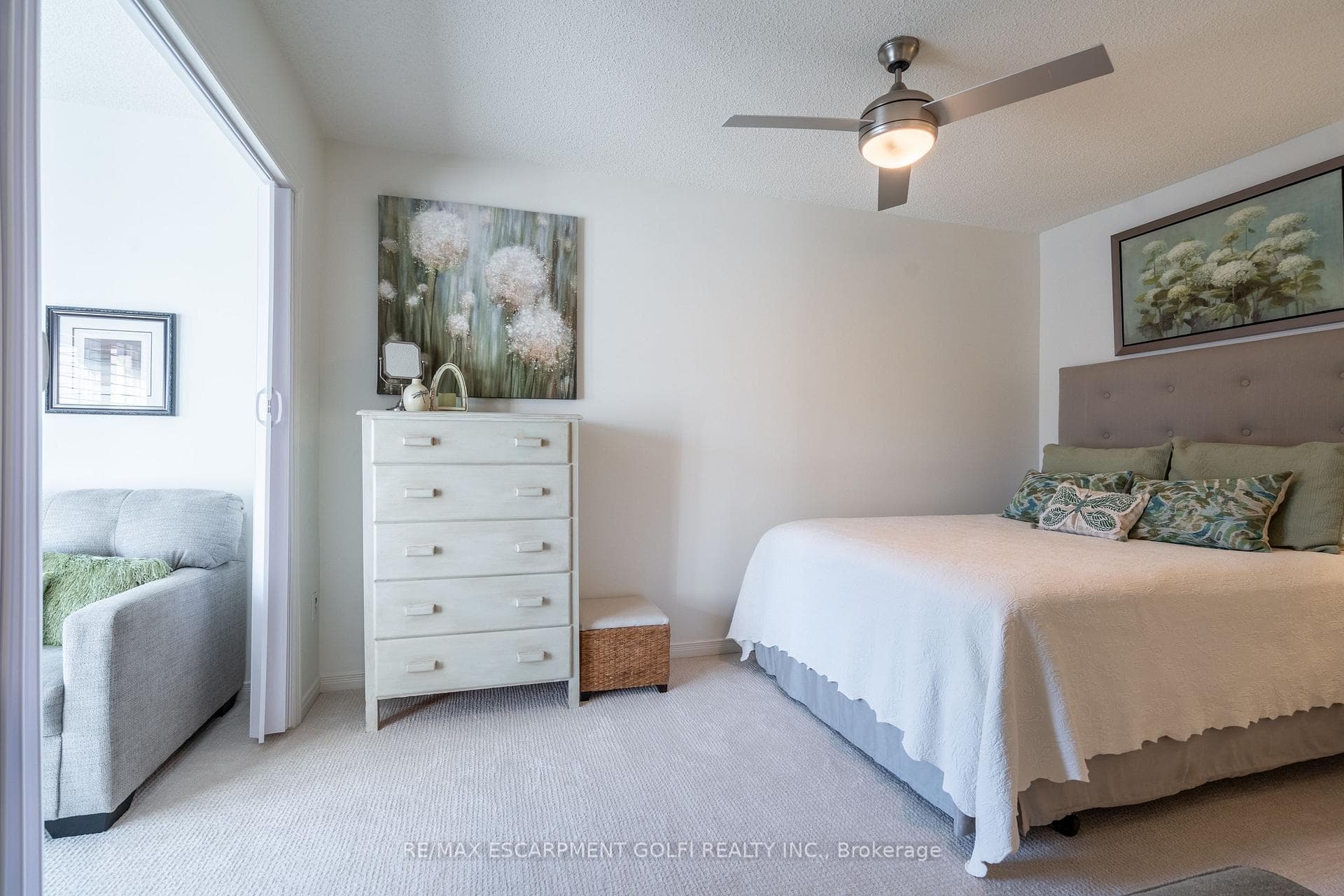 375 BOOK Road Unit 19 photo 25