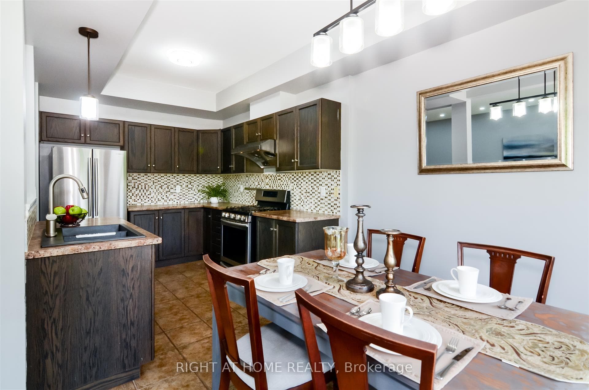 60 Cloverleaf Drive Unit 21 photo 6