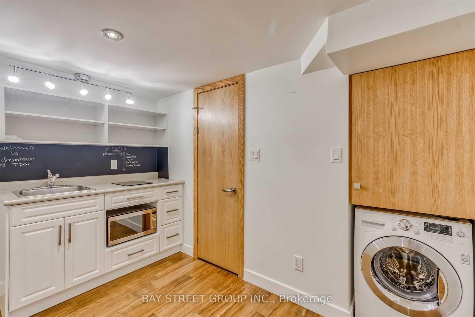 296 Borden Street photo 30