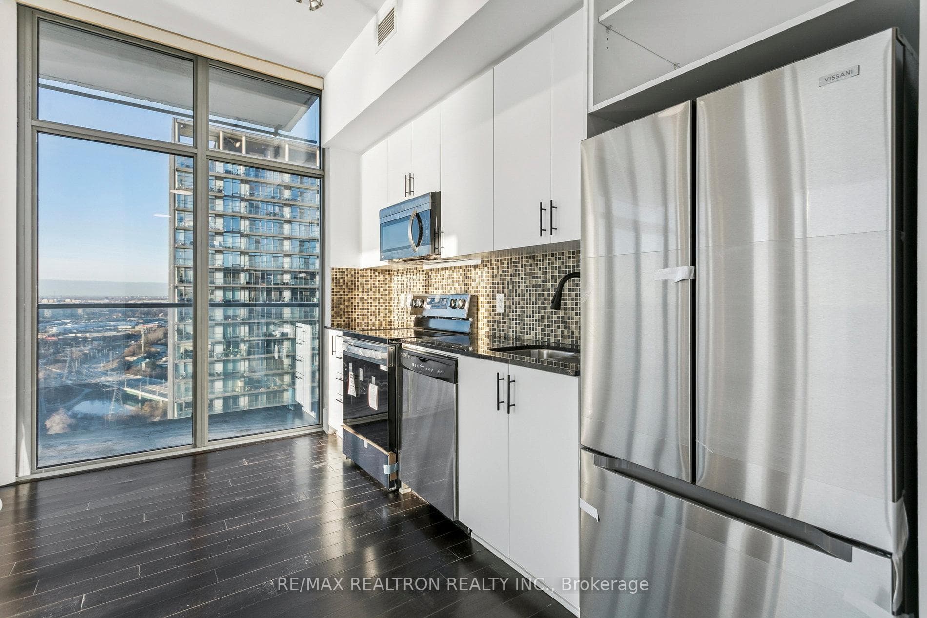 103 The Queensway N/A Unit 2805 photo 15