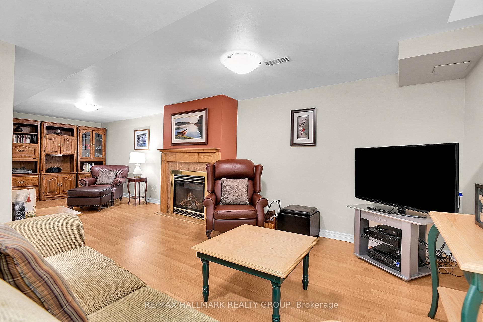 BASEMENT | recreation room