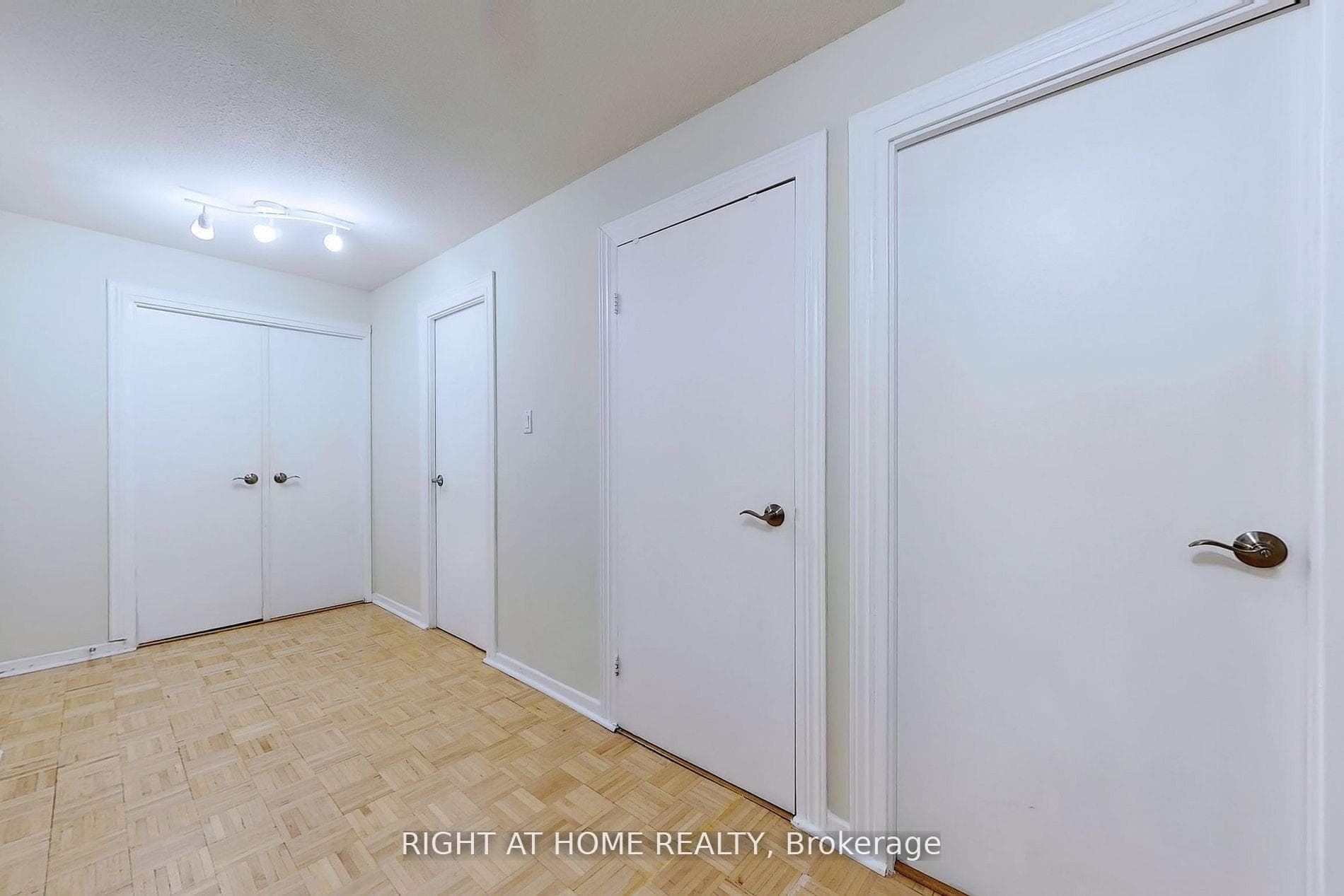 25 Pebble Byway Unit 22 photo 17