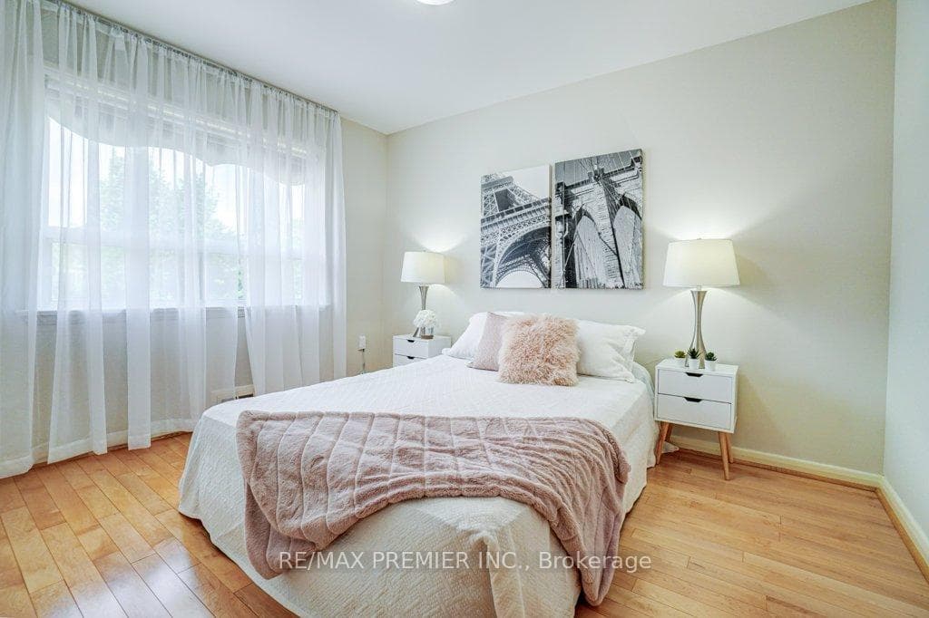 8 Rowse Crescent photo 20