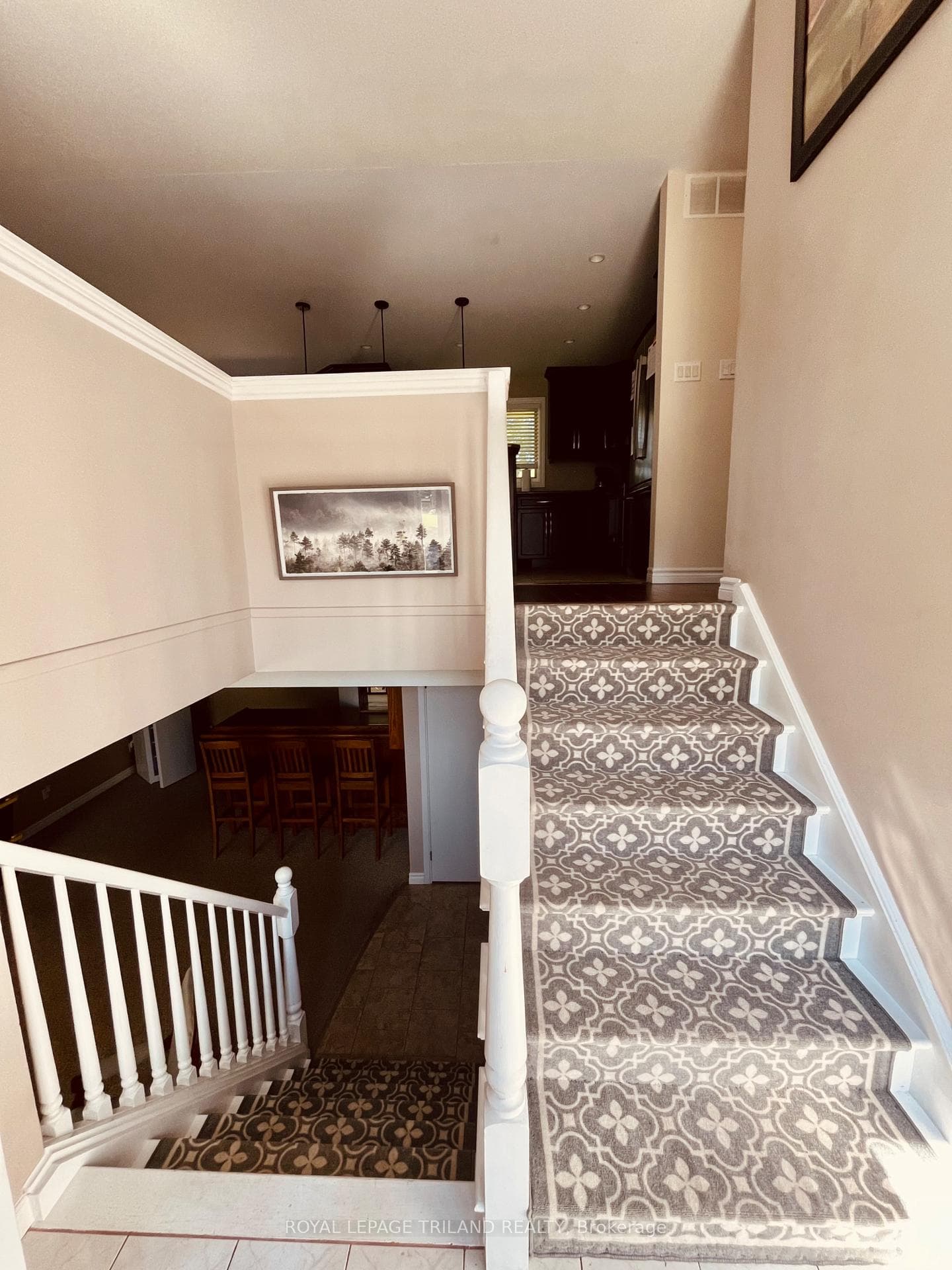 45 Village Gate Crescent photo 3