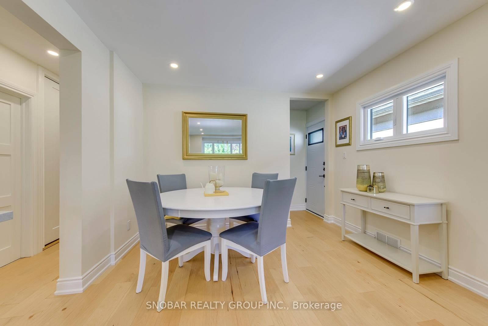 2257 Lawrence Avenue photo 11