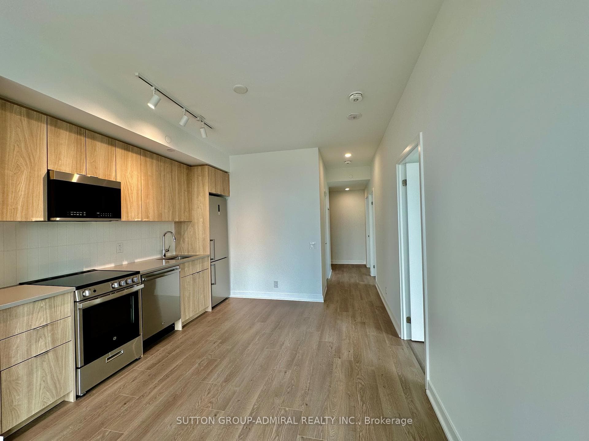 1660 Bloor Street Unit 903 photo 20