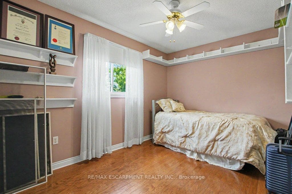 6 Theodore Drive photo 19