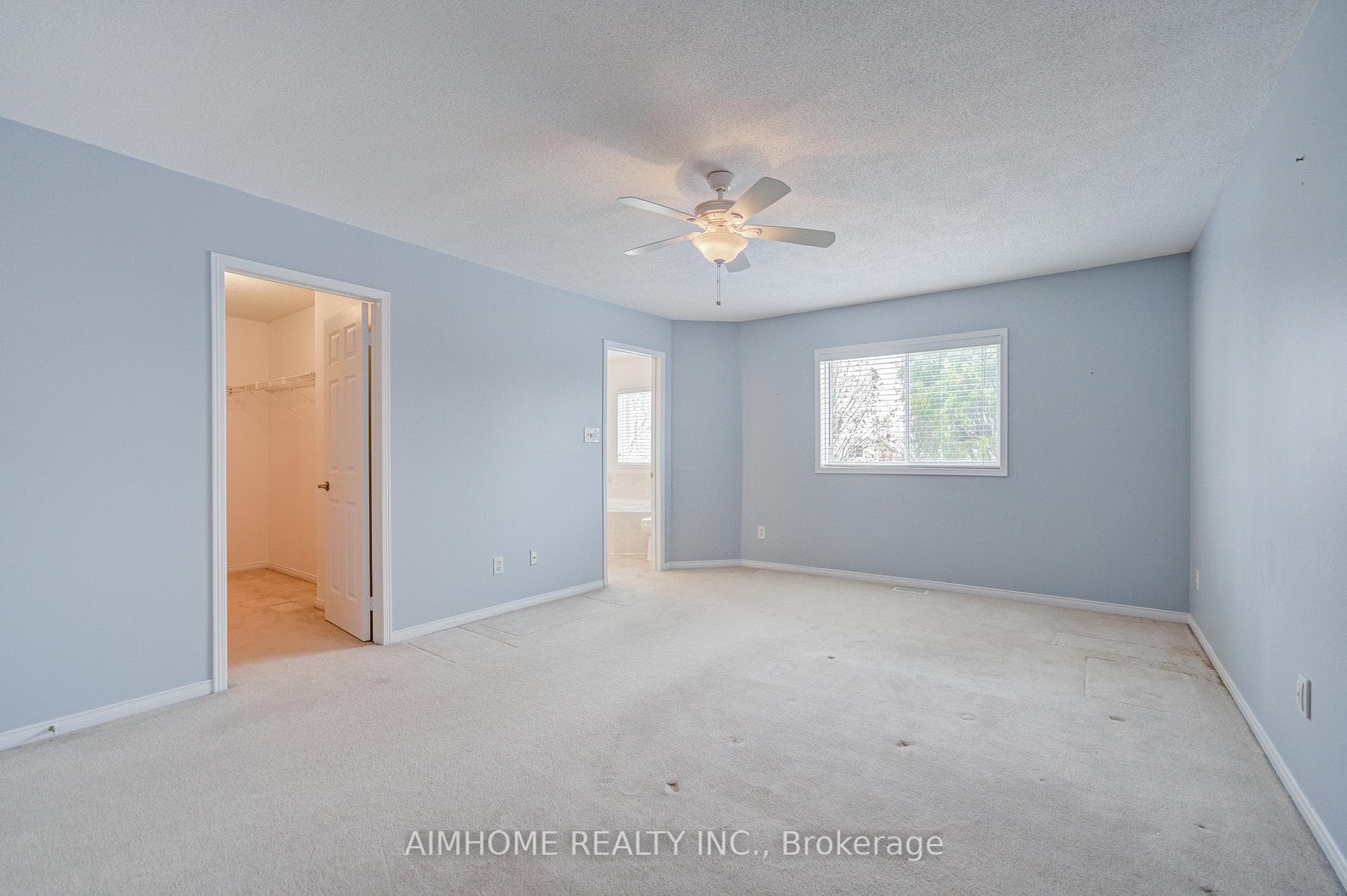 562 Mcbean Avenue photo 32