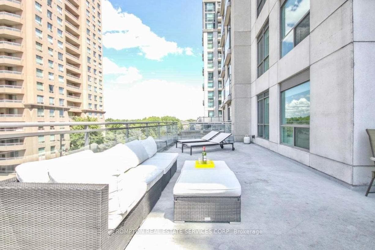 21 Hillcrest Avenue Unit 508 photo 1