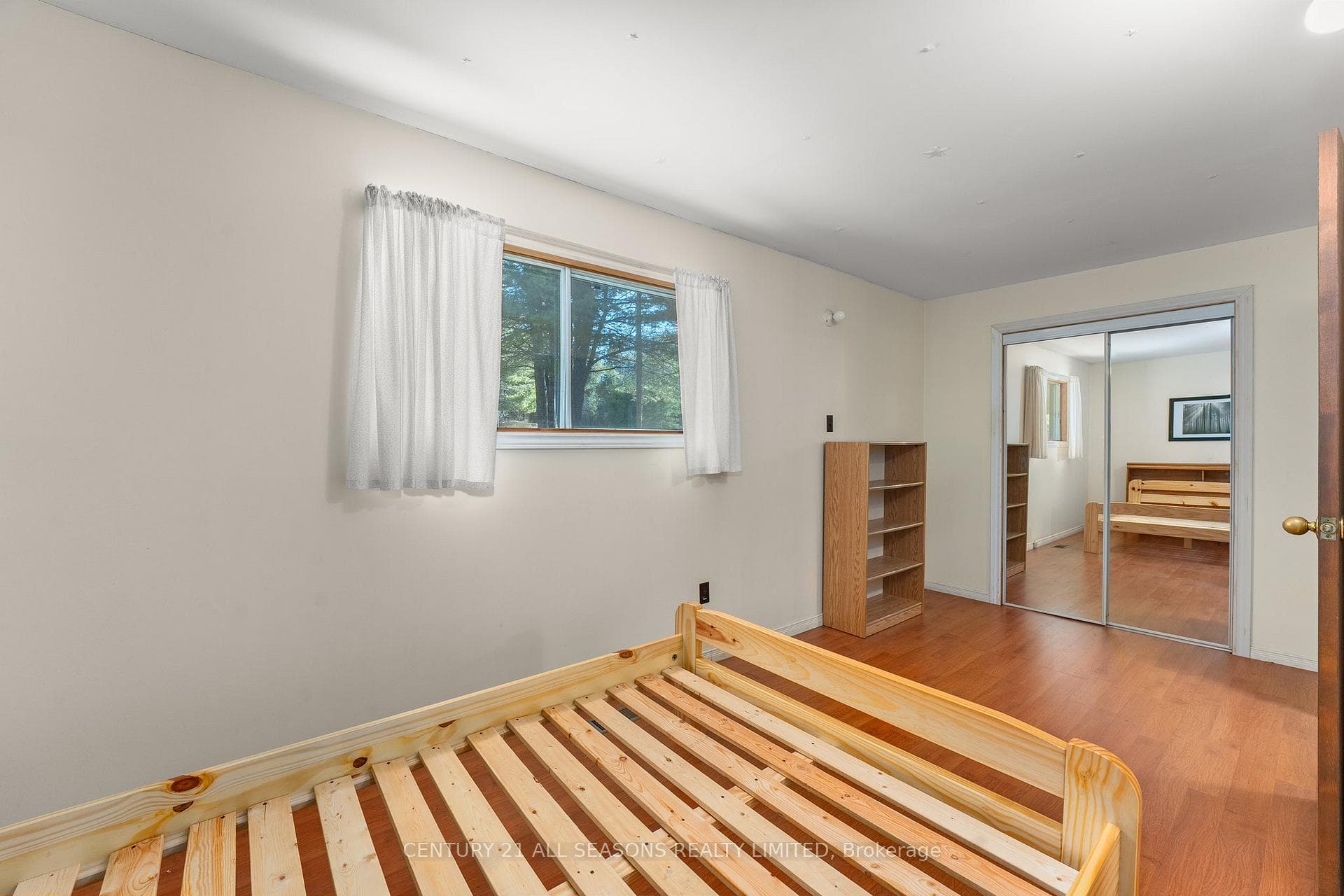 37 Mayhew Road photo 10