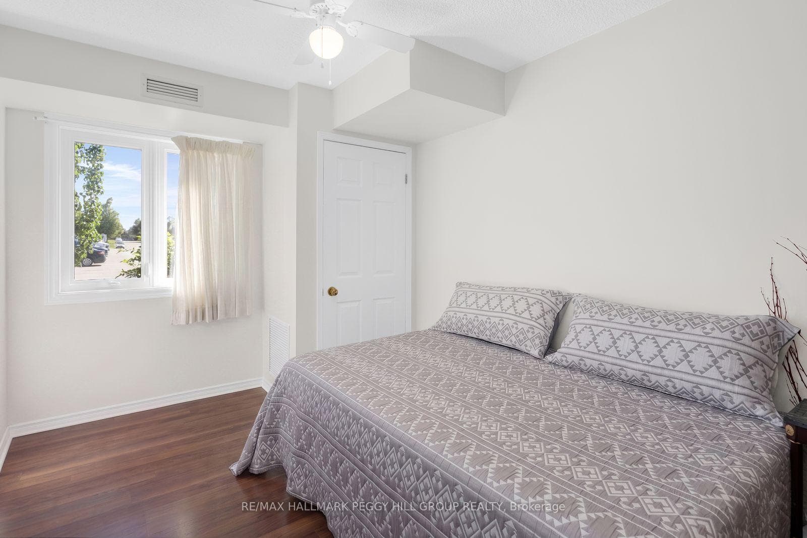 10B Coulter Street Unit 211 photo 9