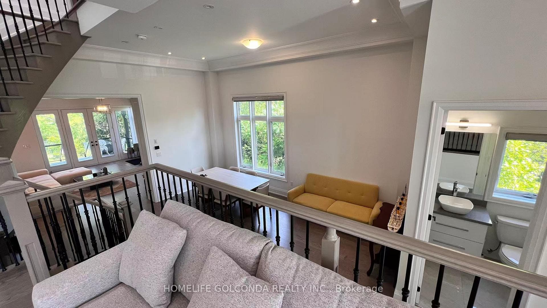 145 English Oak Drive photo 3