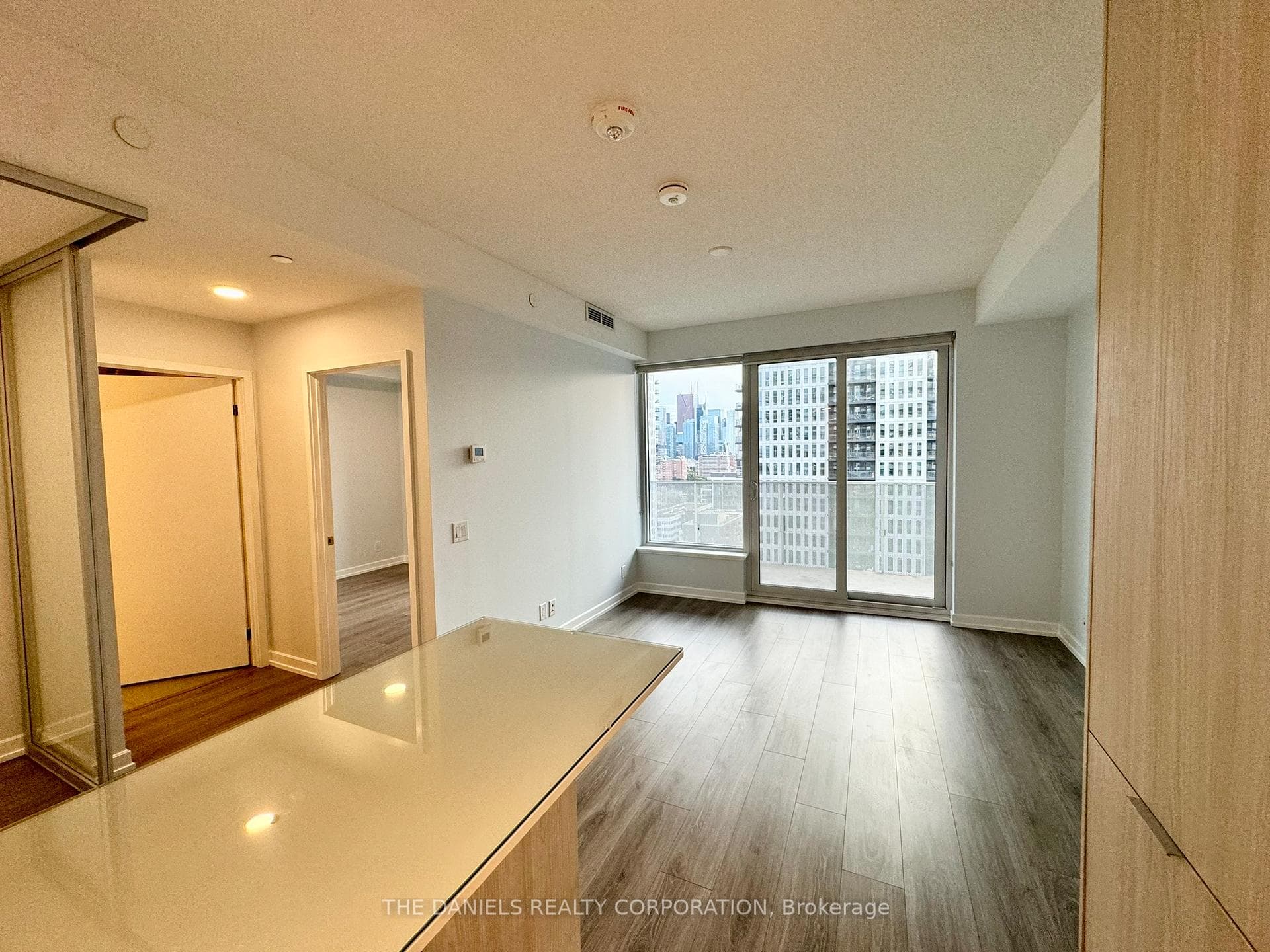 20 Tubman Avenue Avenue Unit 2001 photo 8