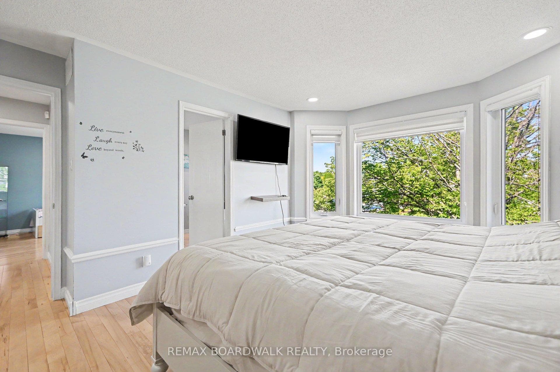 6072 LONGLEAF Drive photo 21