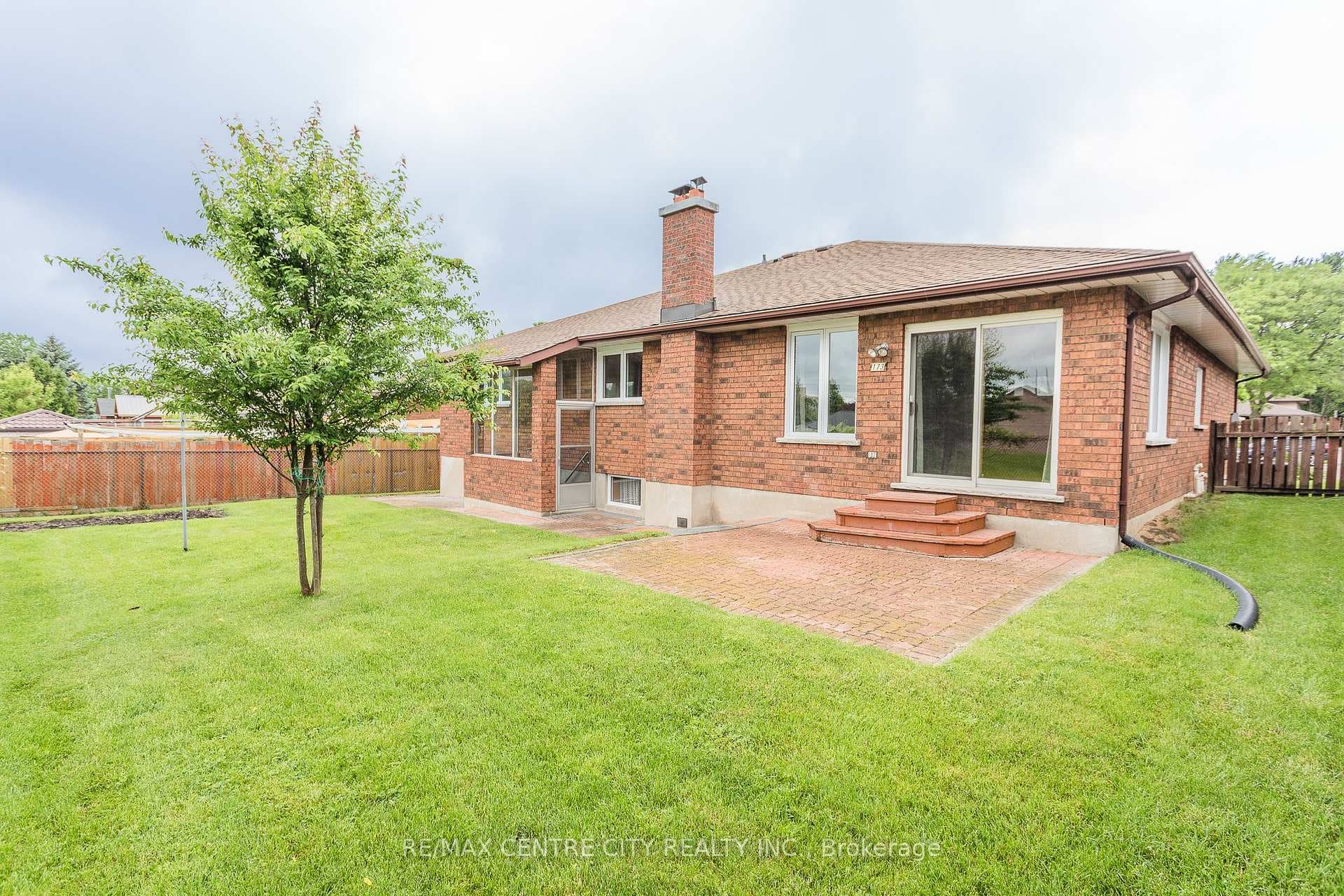 173 Regal Drive photo 37