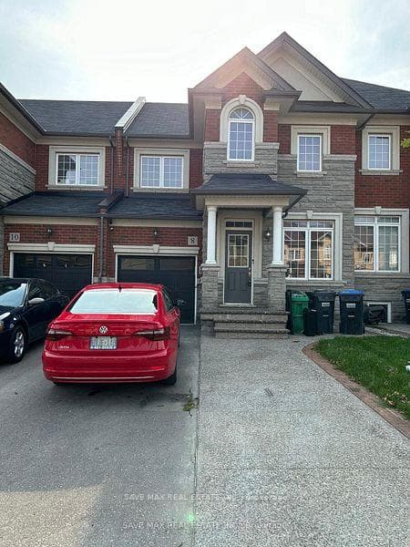 8 Maynada Road photo 1