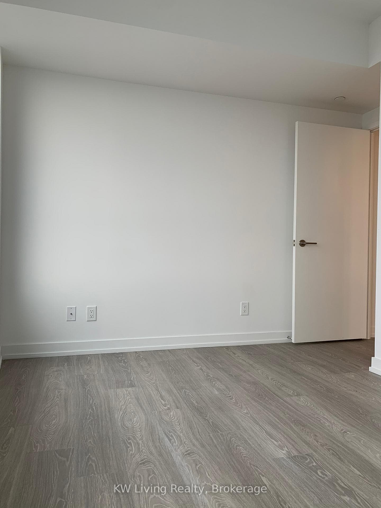 19 Western Battery Road Unit 3517 photo 5