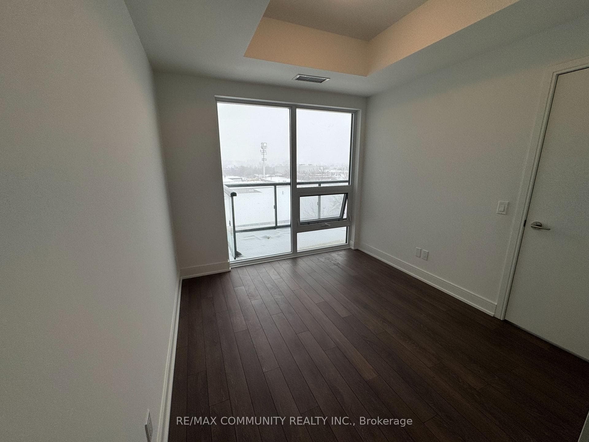 1350 Ellesmere Road Unit 603 photo 8