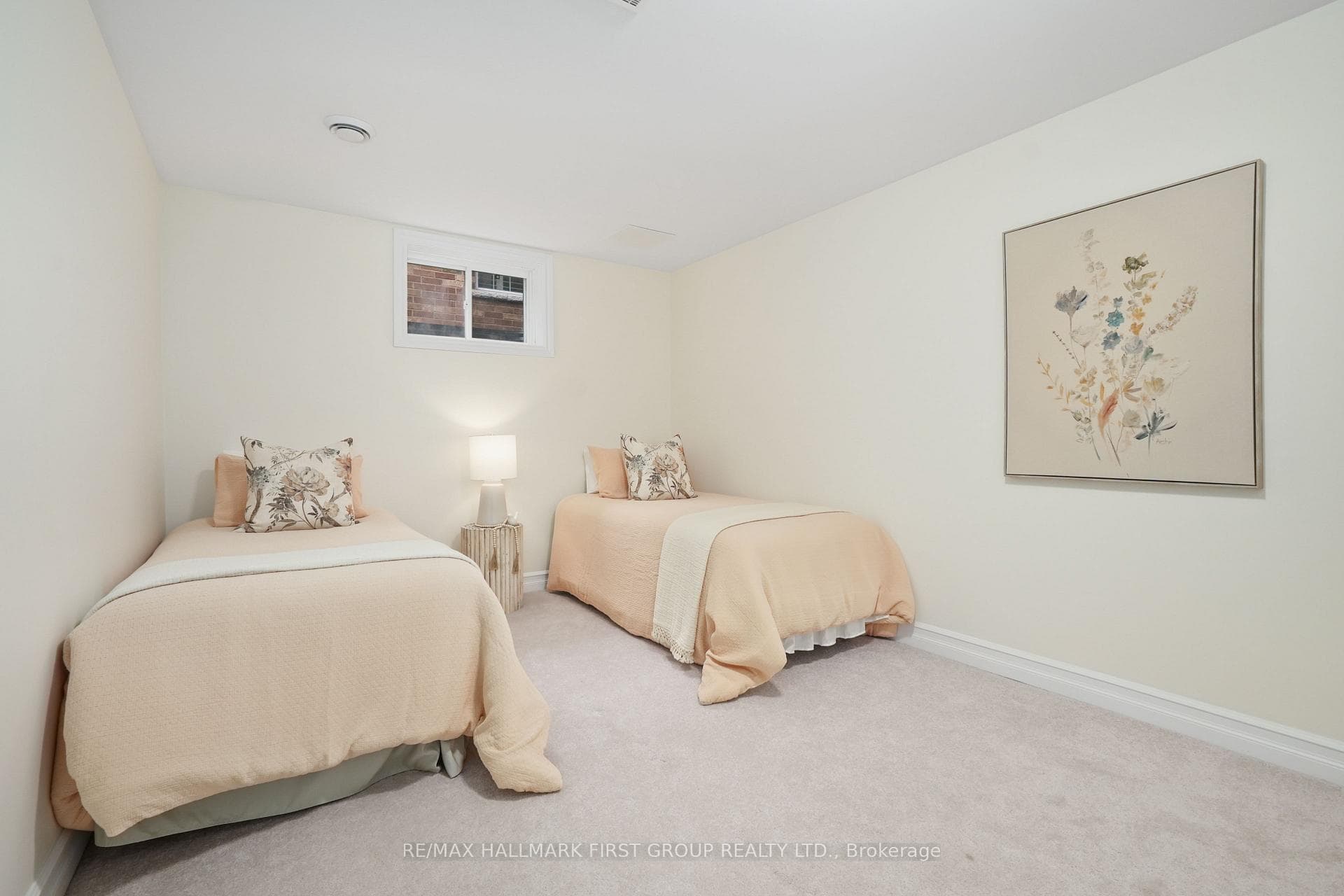 884 Caddy Drive photo 32