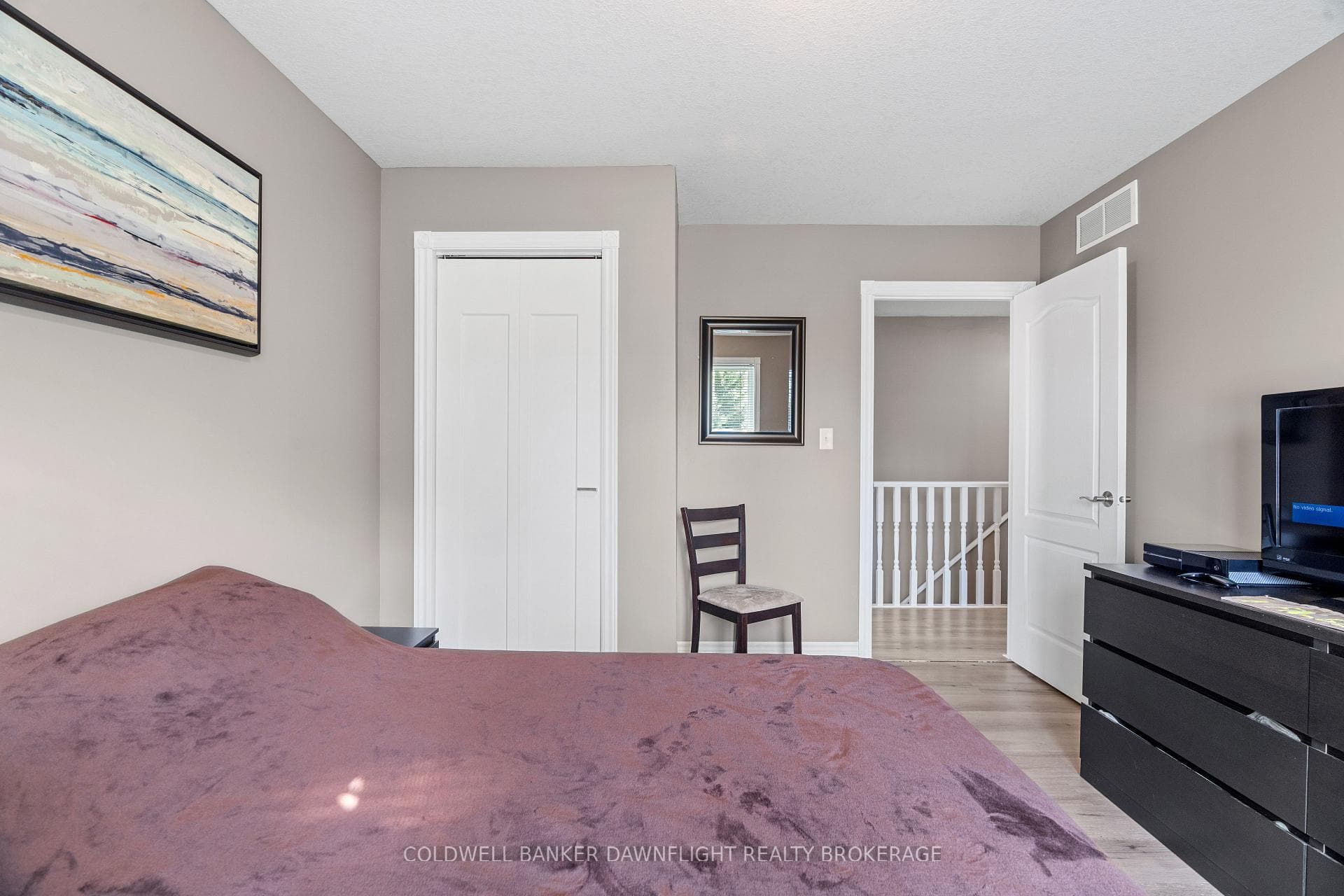 2162 Parkhill Drive photo 22