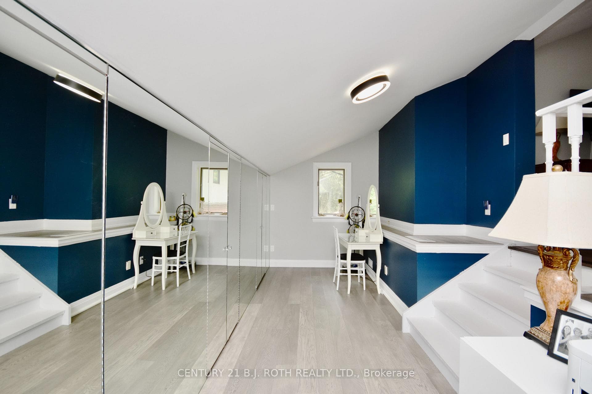 93 O'Brien Street photo 29