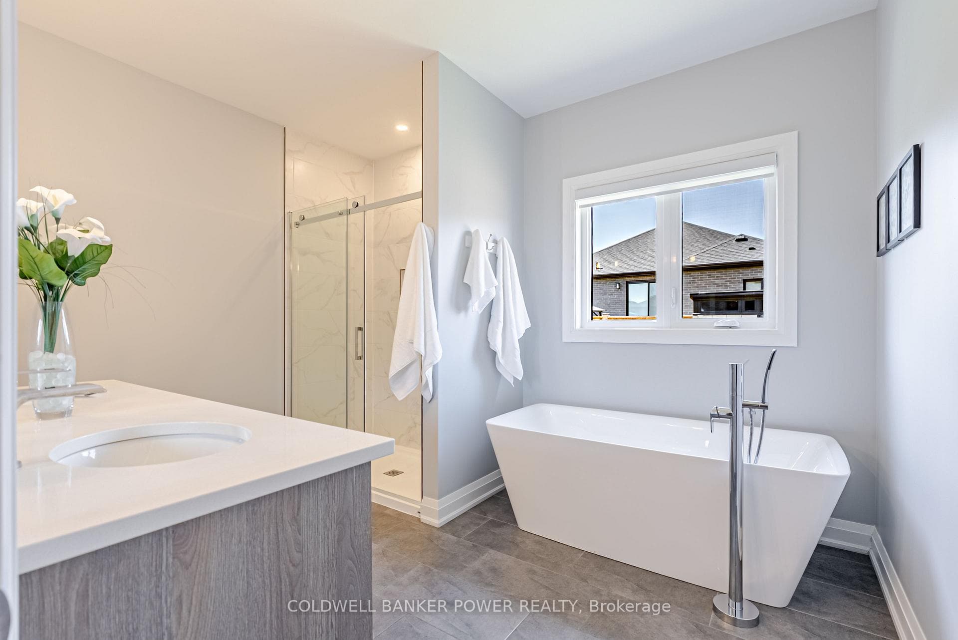 383 Daventry Way Unit 64 photo 20