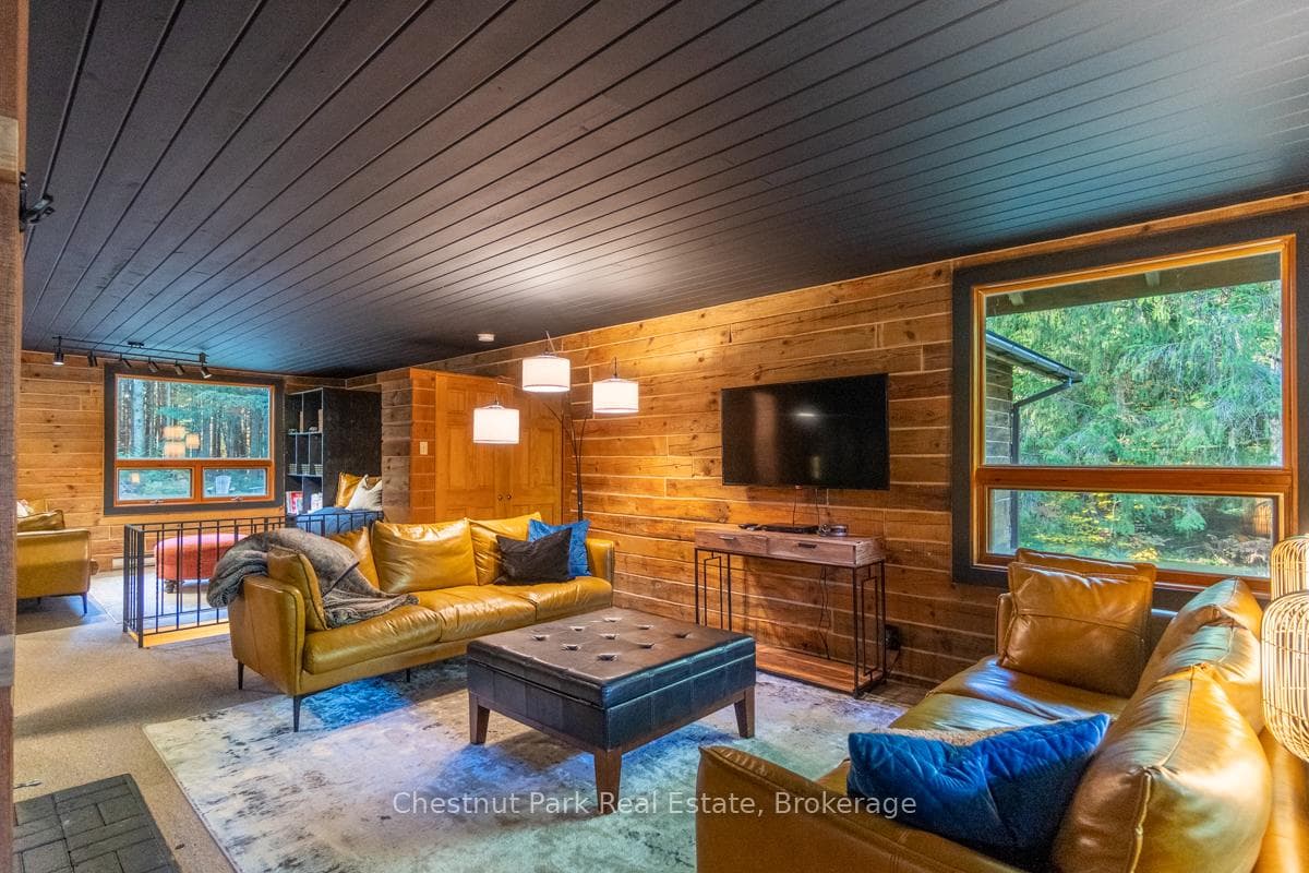 1374 Purbrook Road photo 4