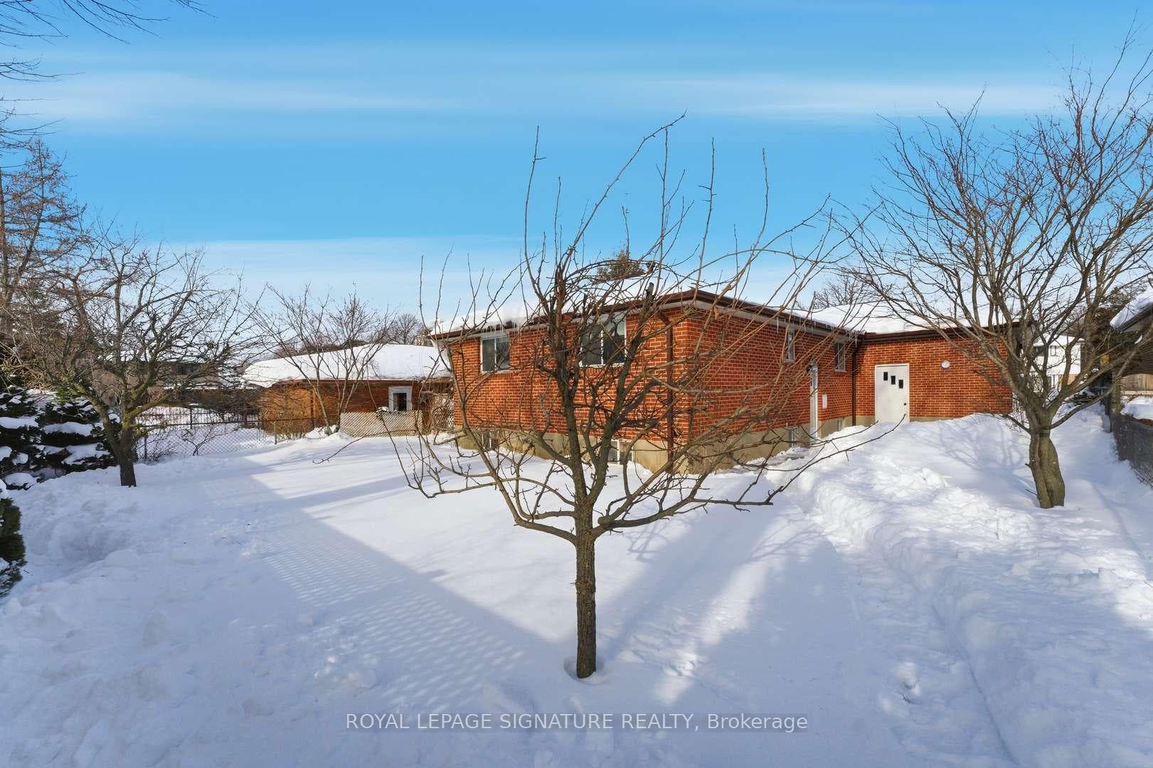 153 Lynnbrook Drive photo 35