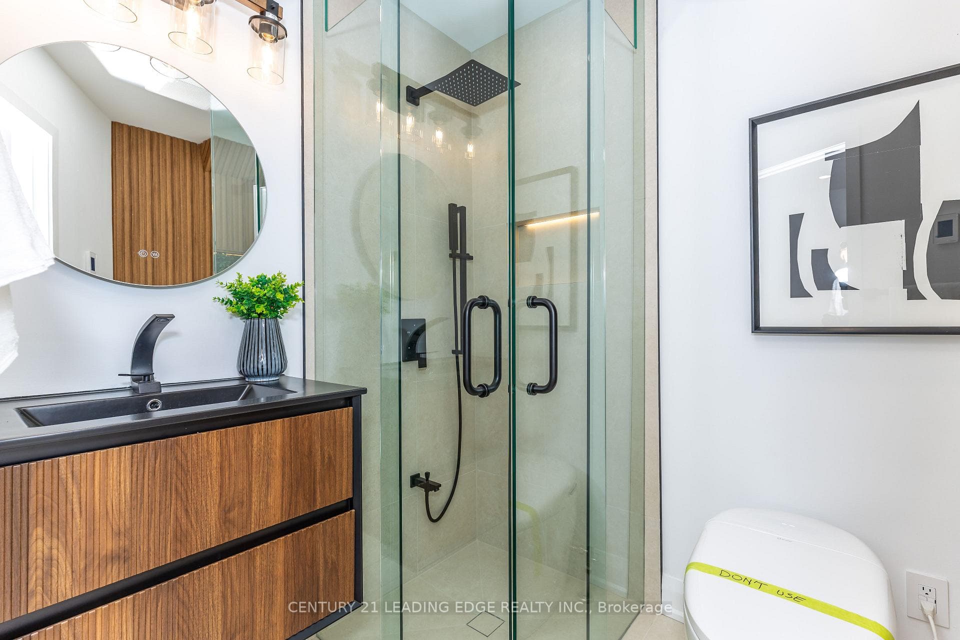 12 Marigold Avenue photo 18
