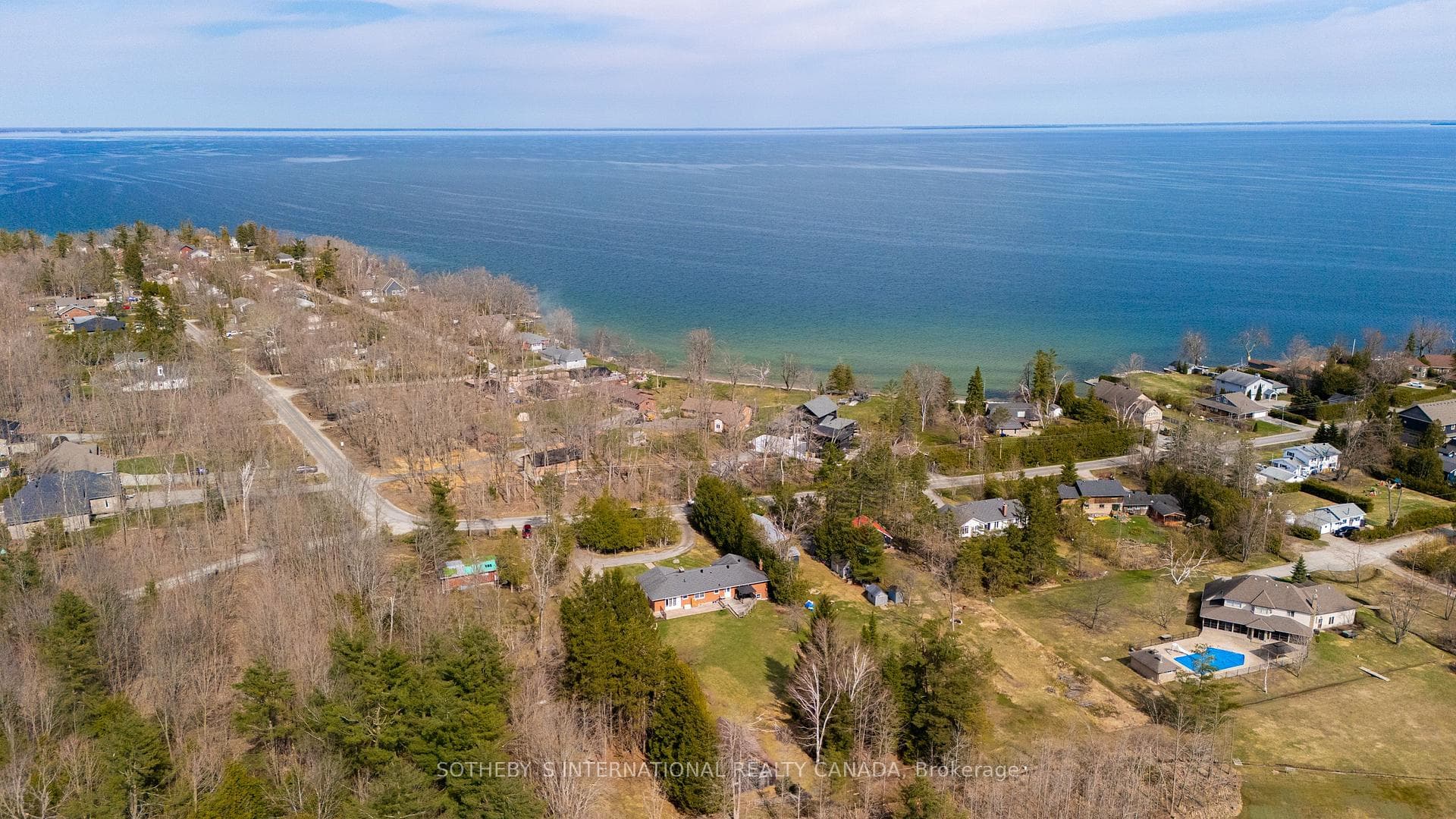 376 Lakeshore Road photo 25