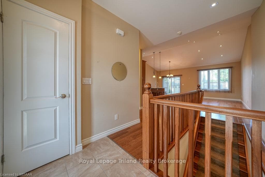 277 HURON Street photo 8