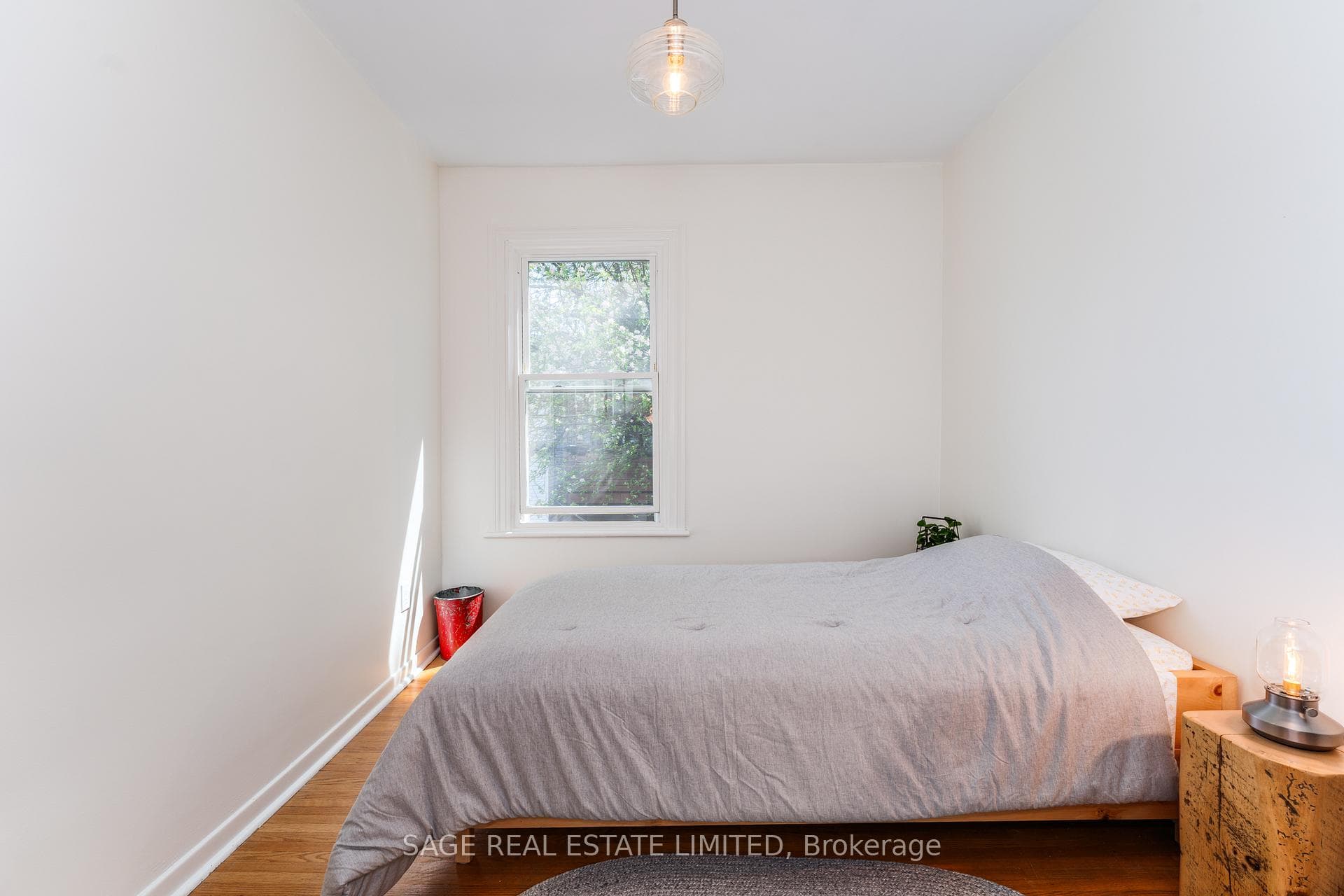119 Gore Vale Avenue photo 19